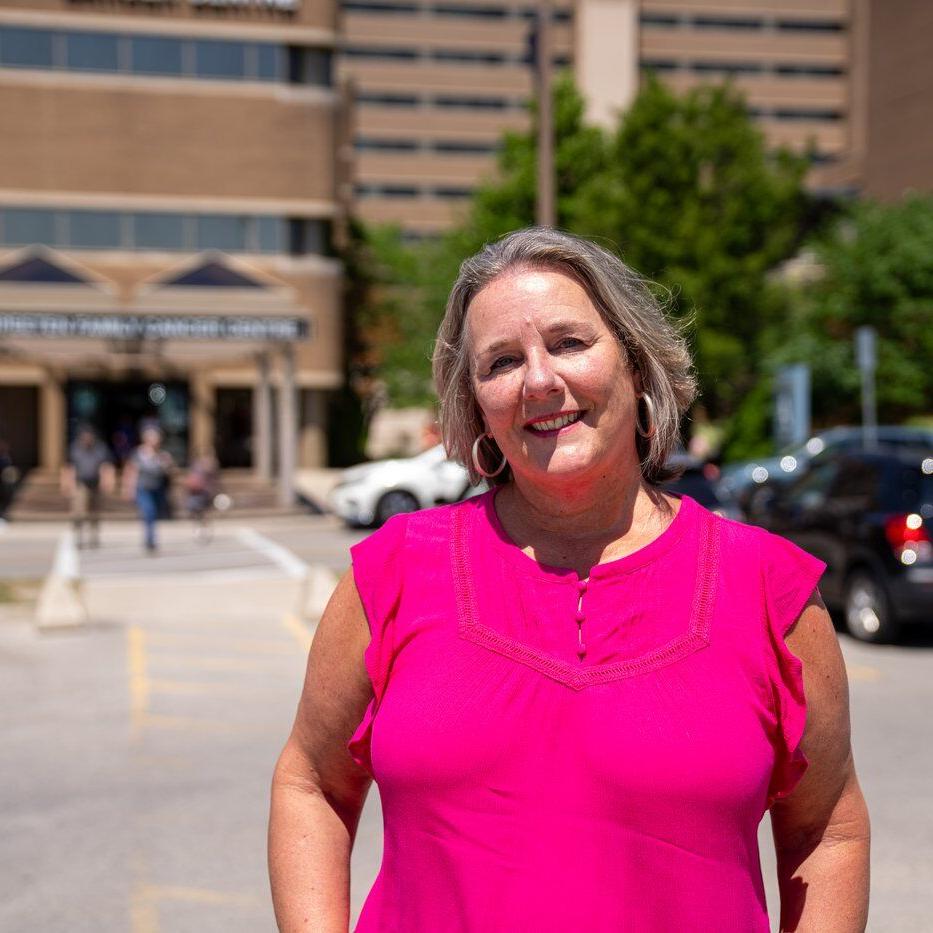 Cancer survivor celebrates birthday by paying for patients' hospital parking